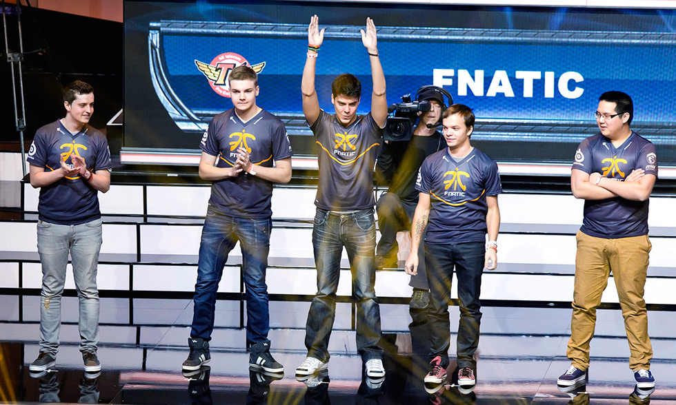 ESG战队夺冠助推电竞产业，沙井街道云展广场招商仪式圆满举行